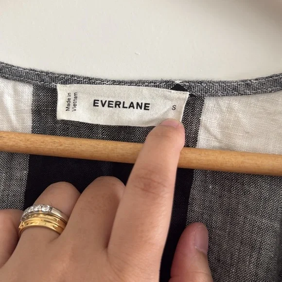 Everlane The Linen Oversized Puff Sleeve - Gingham (S) - Picture 3 of 13